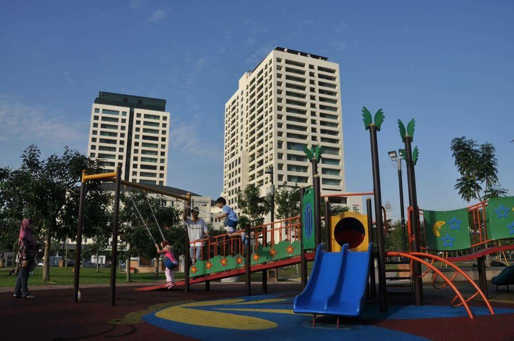 Cempaka Apartment Hotel Kuala Lumpur Exterior foto